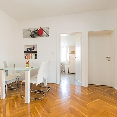 Appartement Nada à Poreč Extérieur photo