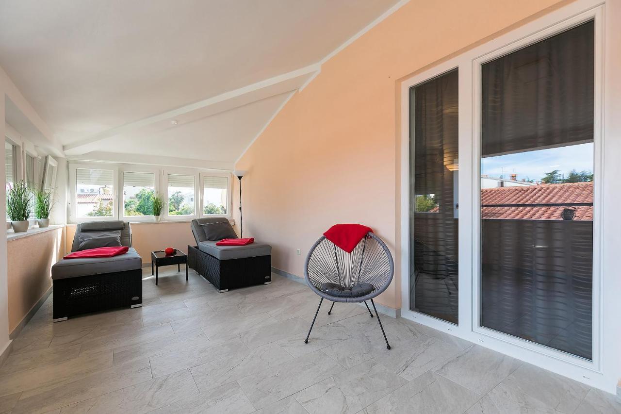 Appartement Nada à Poreč Extérieur photo